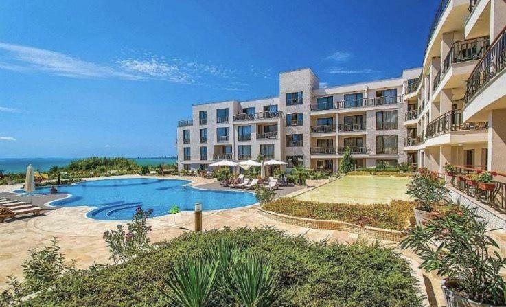 Studio In Diamond Beach Бургас Екстериор снимка